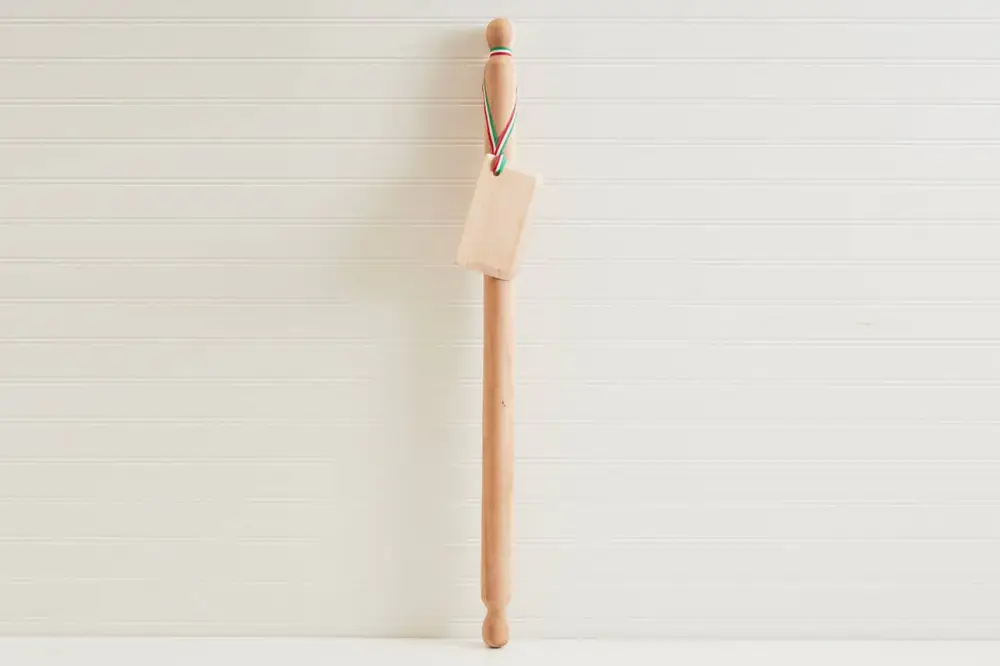 Italian Beechwood Rolling Pin and Dough Scraper Adjust