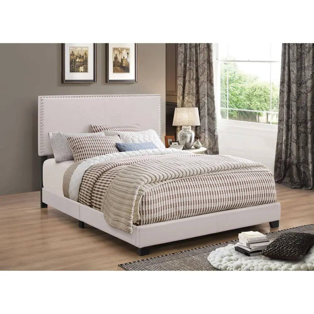 Diamond Modern Furniture COA Boyd Queen Upholstered Platform Bed 350051Q