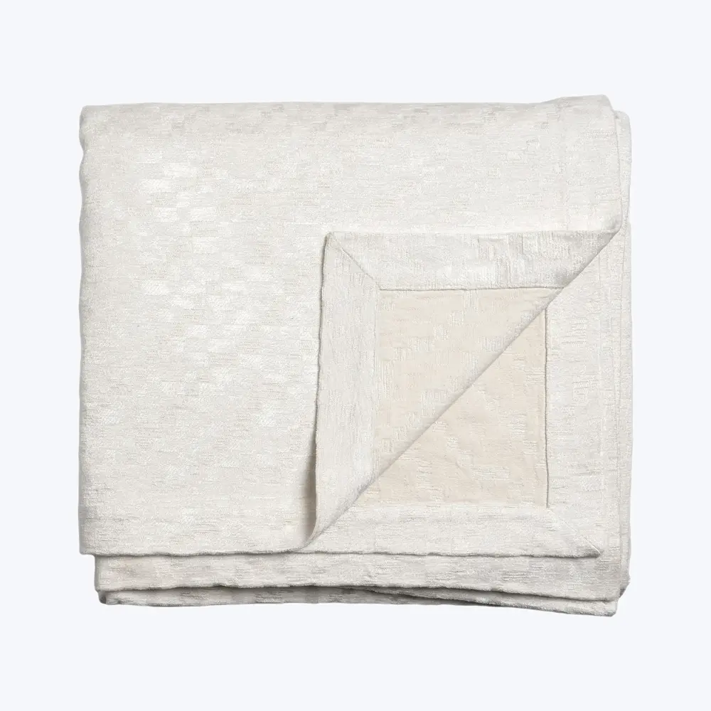Ascend Coverlet Ivory Anniversary
