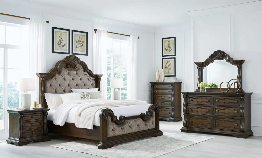 Maylee - Upholstered Bedroom Place