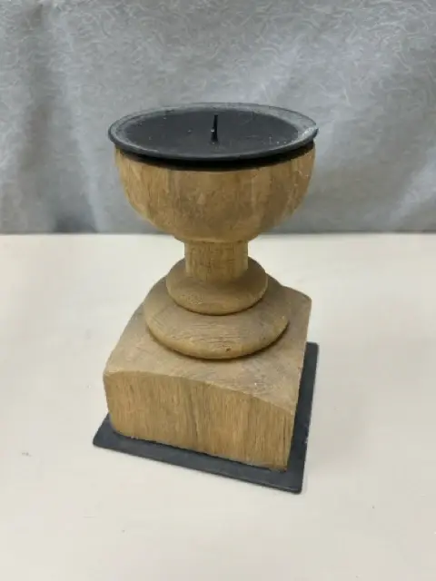 CONCISE WOOD/METAL CANDLE HOLDER