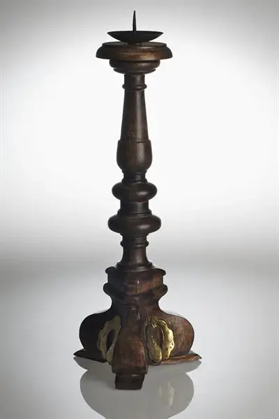 CANDLESTICK WOOD SCULPTED ABIGAILS VENDOME 24”