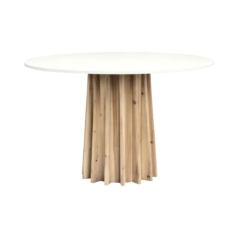 Hackwood Round Dining Table