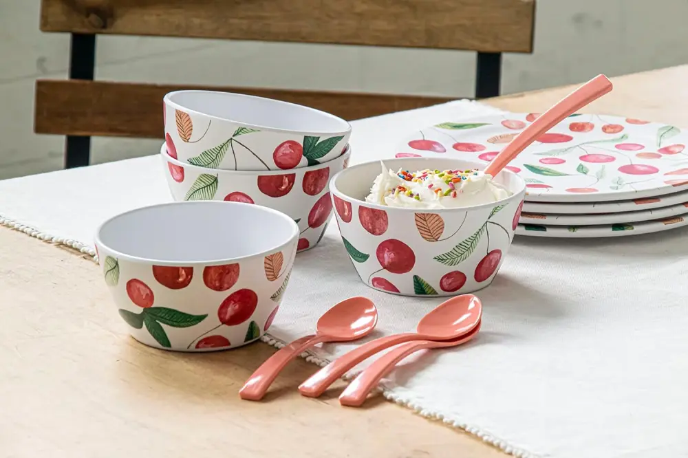 Berries & Cherries Dessert Bowl