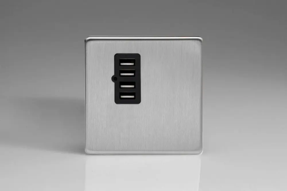 Varilight 4 Gang 5V DC 4800mA USB Charging Port one-only Plate)