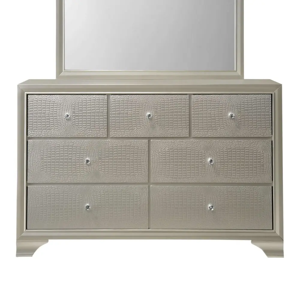 Diamond Modern Furniture CM Lyssa 7-Drawer Dresser B4300-1