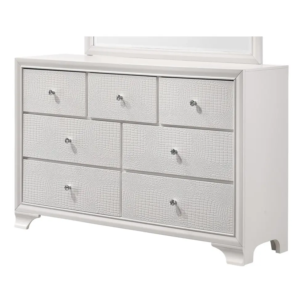 Diamond Modern Furniture CM Lyssa 7-Drawer Dresser B4310-1