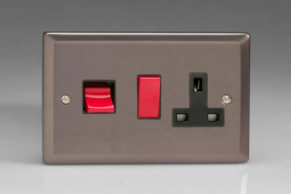 Varilight Vintage Pewter 45 Amp Cooker Switch & 13 Amp Switched Plug Socket Black Inserts XR45PB