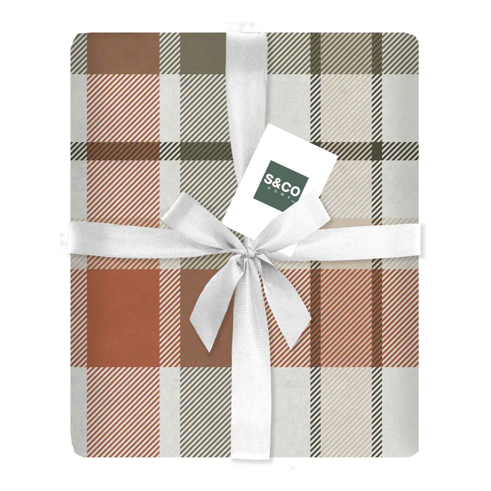 Flannel Throws 48" x 60", Retro Plaid Print