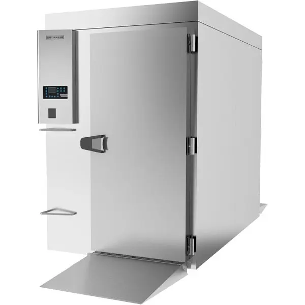 Beverage-Air Versatile Blast Chiller Freezer, Exterior Dimensions: WxDxH: 59.06” X 99.02” X 87.80”, BTU/Hr: 75491, B...