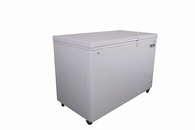 Kelvinator Commercial 14 ft.³ Solid Top Freezer, 1 Binquireet, 738230