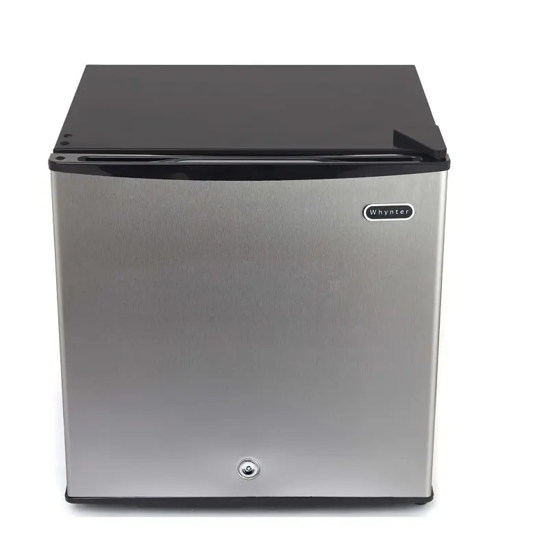 Whynter Energy Star 1.1 cu. ft. Upright Freezer Lock, CUF-112SS