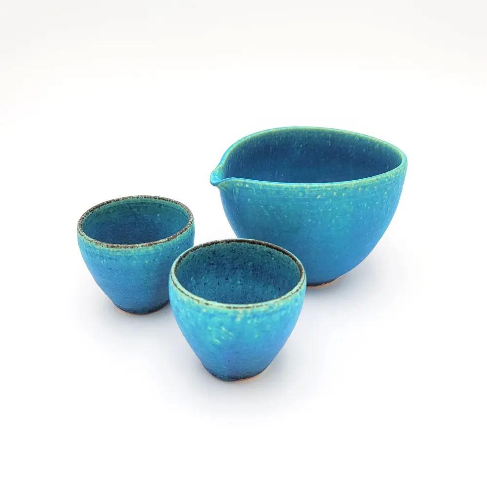 Hechimon Aosai-Yu Sake Server and Cup Place
