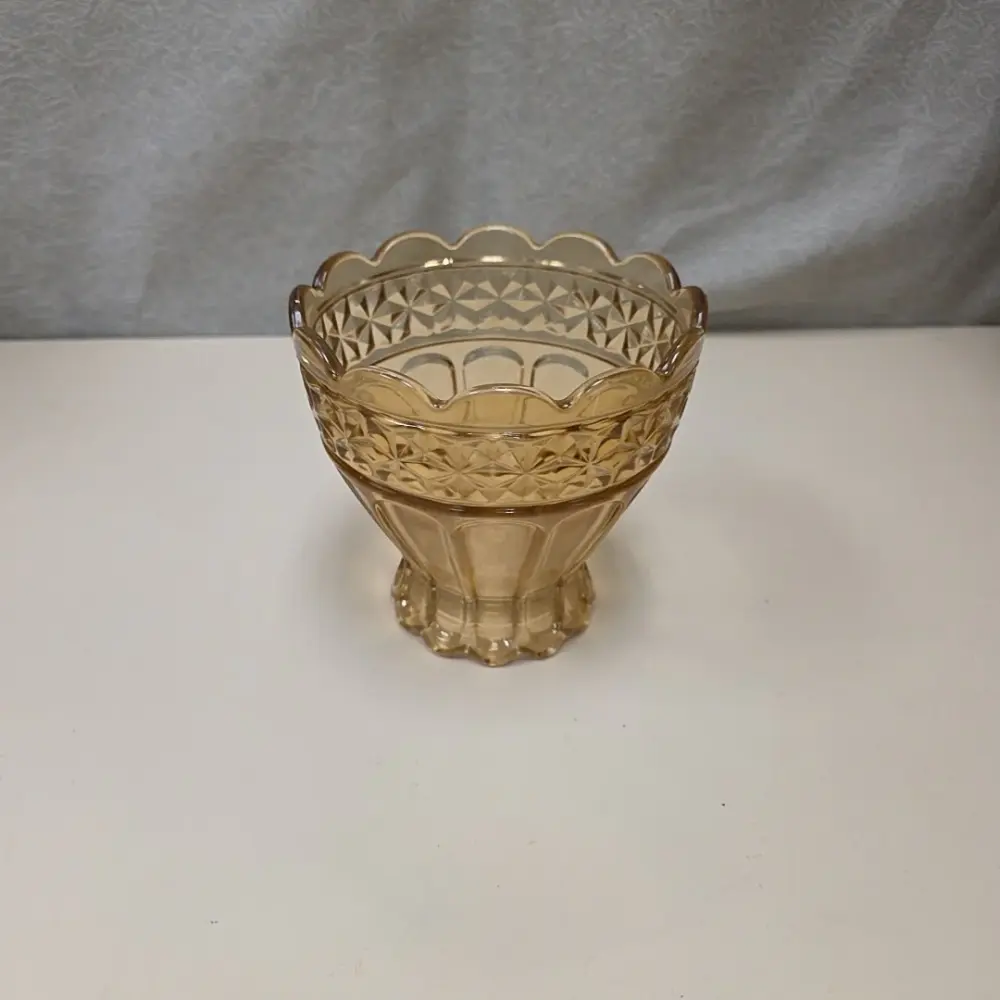 COCOA PRESSED GLASS BOWL