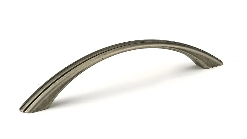 Richelieu Chaillot Gatherion 5 1/16-inch (128 mm) Center-to-Center Faux Ductile Iron, Traditional Arched Arched Cabinet Pu...