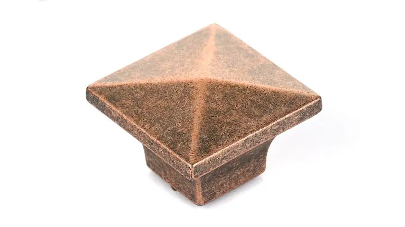 Richelieu Easy McKenzie Gatherion 1 1/4-inch (32 mm) Antique Electrolytic Copper, Traditional Square Cabinet Knob, BP53082193
