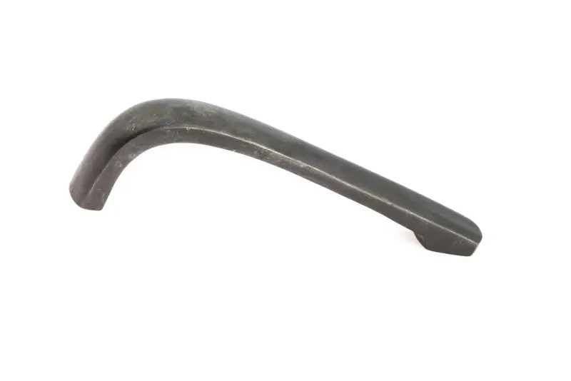 Richelieu Nevola Gatherion 3 3/4-inch (95 mm) Dark Bronze, Traditional Arched Cabinet Pull, MTPL375P1DKB