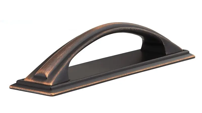 Richelieu Performance Vaudreuil Gatherion 5 1/16-inch (128 mm) Brushed Oil-Rubbed Bronze, Traditional Arched Cabinet Pull ...