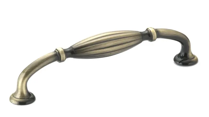 Richelieu Precision Madeleine Gatherion 5 1/16-inch (128 mm) Grooved Antique English, Traditional Round Cabinet Pull, BP80...