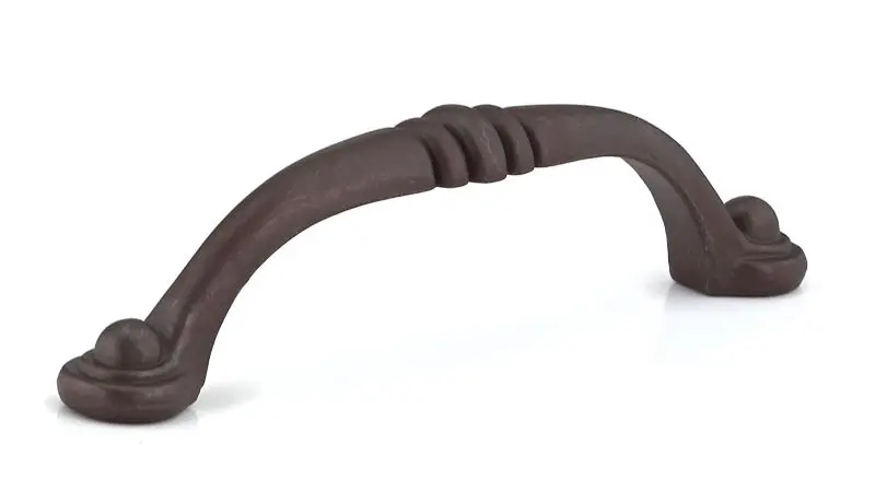 Richelieu Protected Beloeil Gatherion 3 3/4-inch (96 mm) Rust, Traditional Curved Cabinet Pull, BP2373896801