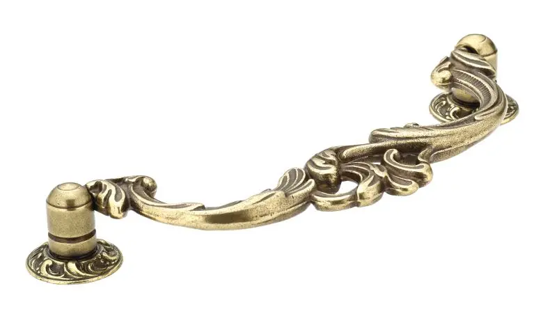 Richelieu Visible 4 1/4-inch (108 mm) Burnished Brass, Traditional Cabinet Drop Pull, BP3004108BB