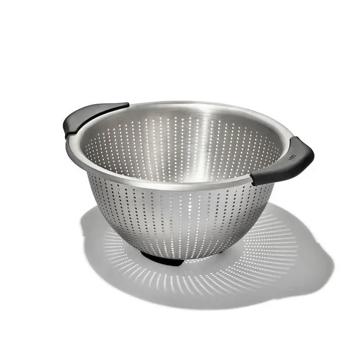 Stainless Alloy Colander - 5 qt./ 4.7 L Refillable Bottle