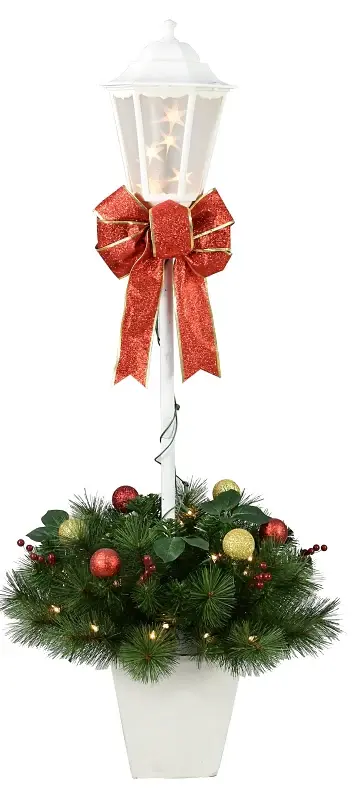 Santas Forest 29868 Lamp Post, Internal Light/Music: Internal Portable