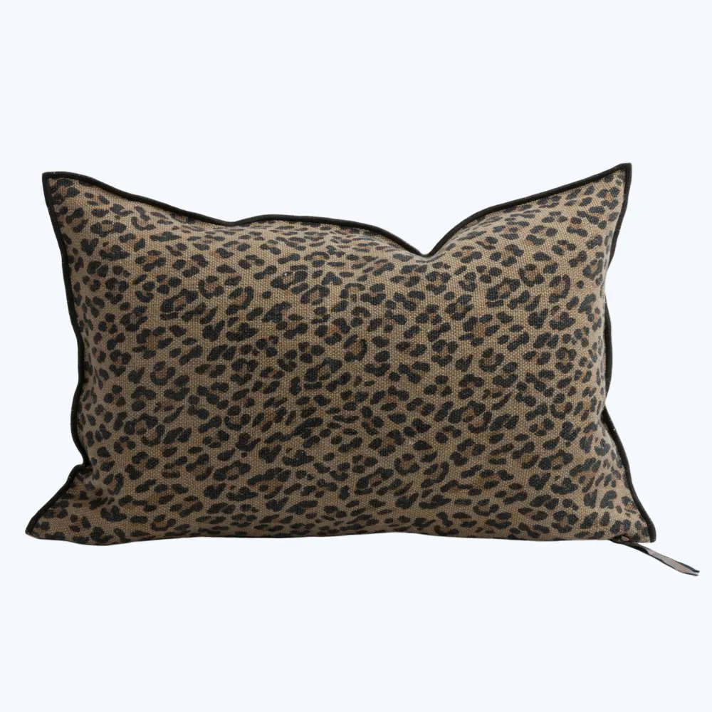 Panthere Linen Pillow