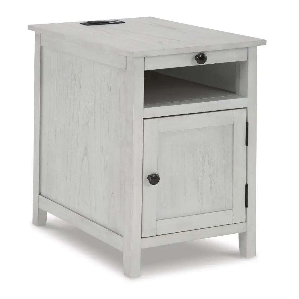 Diamond Modern Furniture Exclusive Design Treytown End Table T300-517