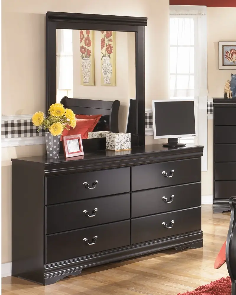 Huey Vineyard - Dresser, Mirror - Ebony 5-Year Frame Warranty