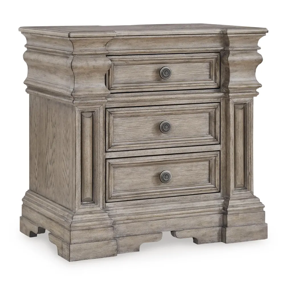 Diamond Modern Furniture Exclusive Design Blairhurst 3-Drawer Nightstand B916-93