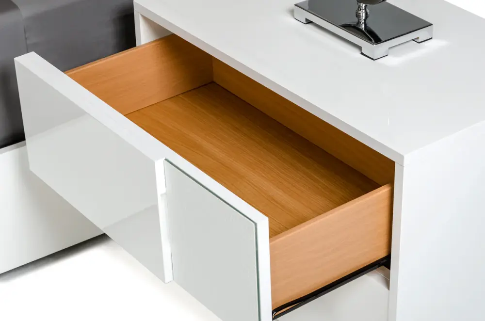Modrest Monza Italian Modern Chalk Nightstand