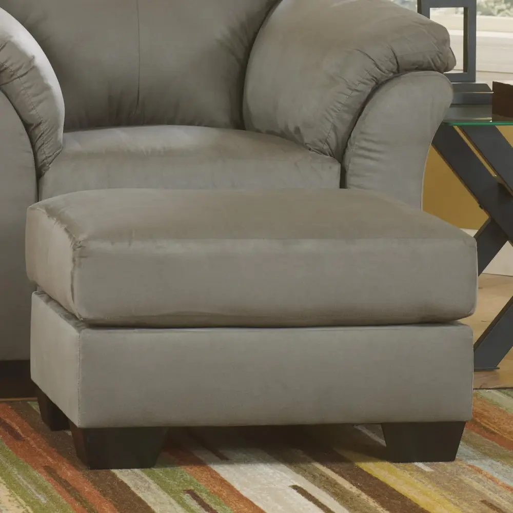 Diamond Modern Furniture Exclusive Design Darcy Fabric Ottoman 7500514