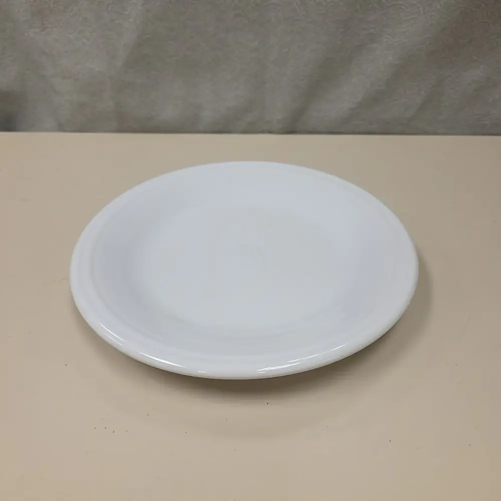 WHITE FIESTA PLATE