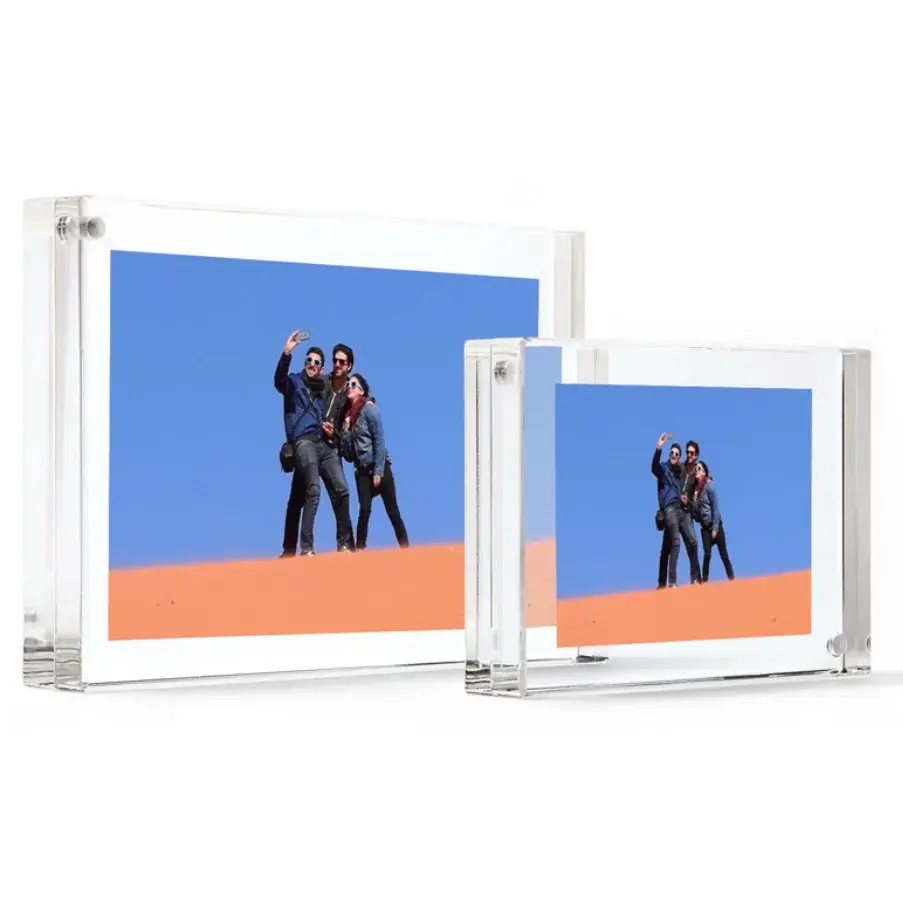 BASE MAGNETIC PICTURE FRAME® 4”x 6”