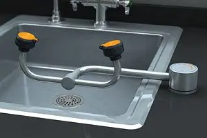Guardian Regular Deck Mounted Auto-flow Eye Wash, Left Hand Mounting, Stainless Steel, G1895LH