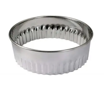 Gobel Small Stainless Steel box set 8 pieces round fluted cutter rolled edges, Ø30 to 100 mm h36 mm, 880001