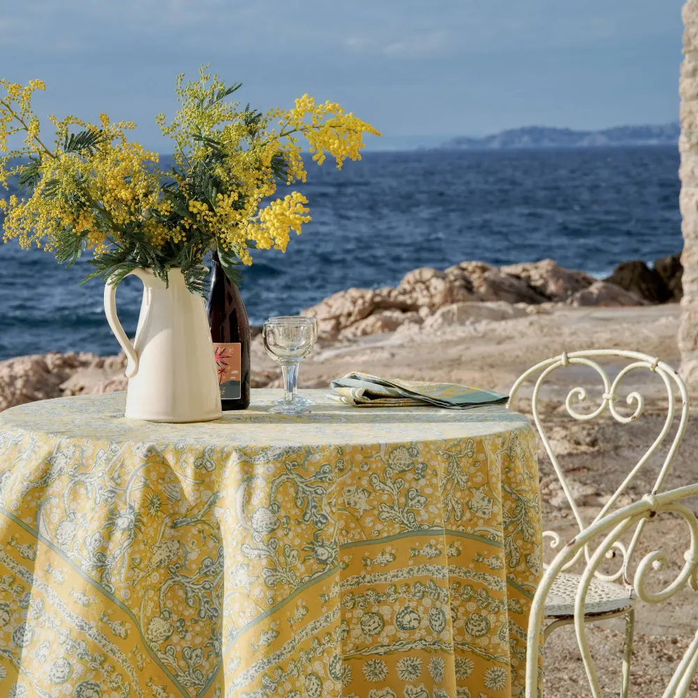 La Mer Aqua & Citrine Tablecloth Non-Slip Backing
