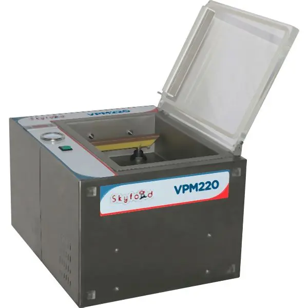 Skyfood Reflective Food Packaging Machine, 21-1/4" x 20-3/4" x 7" chamber, table, VPM220