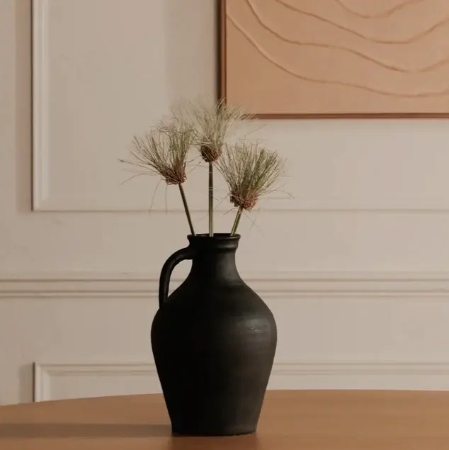 Premium Crystal Lyra Terracotta Vase